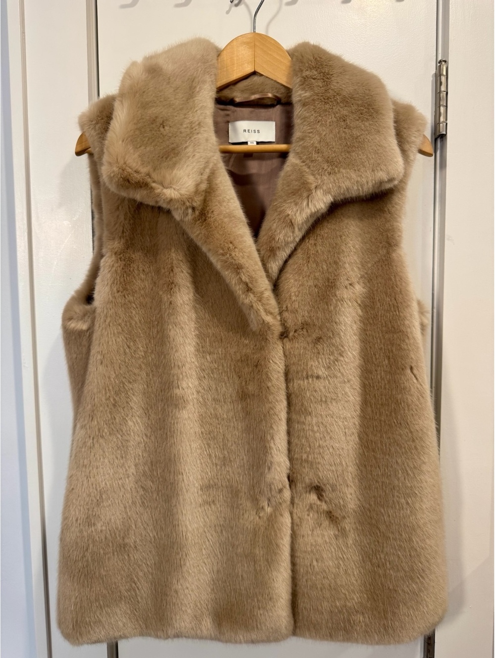 Reiss Women's Faux Fur Vest in Beige, Size XS